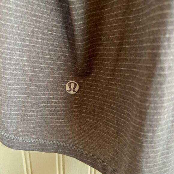 Lulu Lemon-  SIZE 4 - Racerback Tank - Open back - Loose Fit - Slate Gray/Grape - Picture 11 of 12